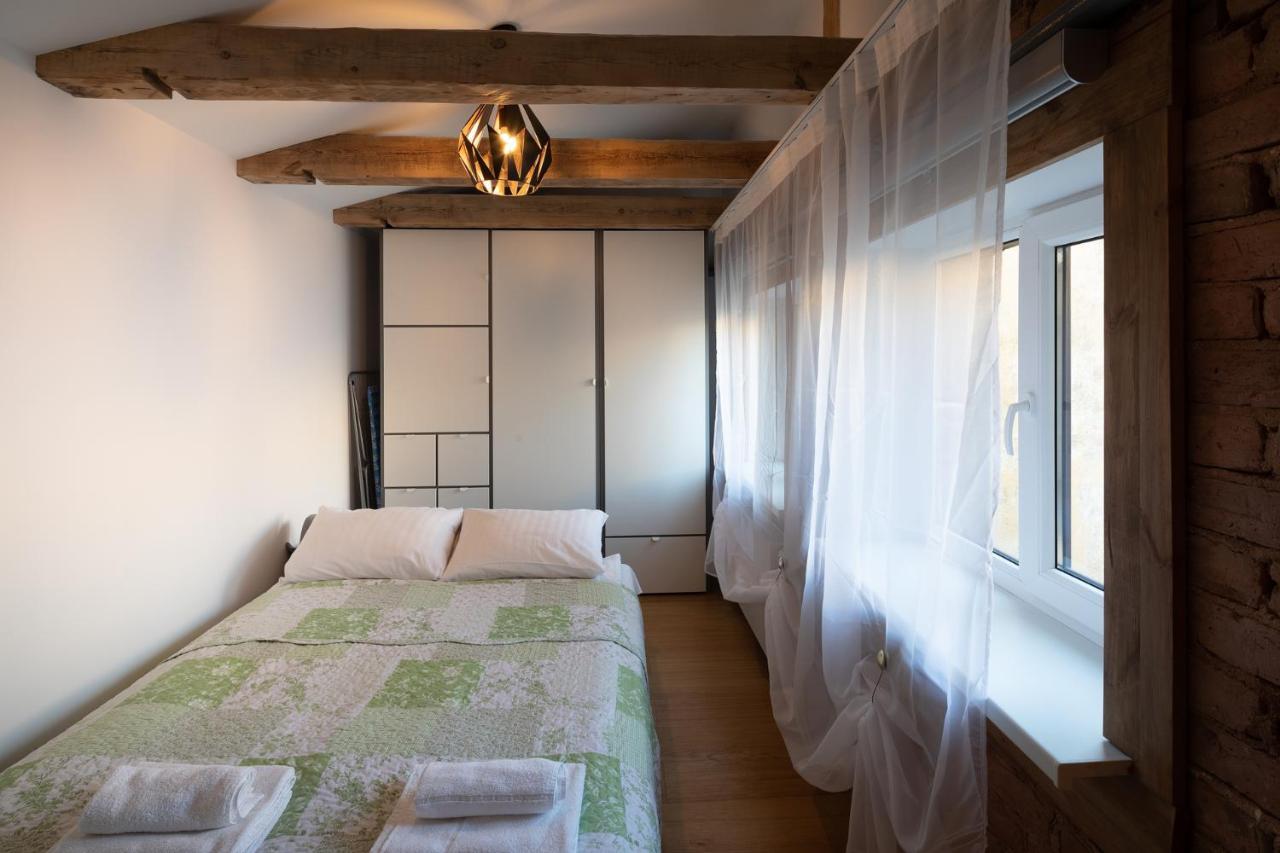 Merkela Loft Apartment Beside Vermanes Park Рига Екстер'єр фото
